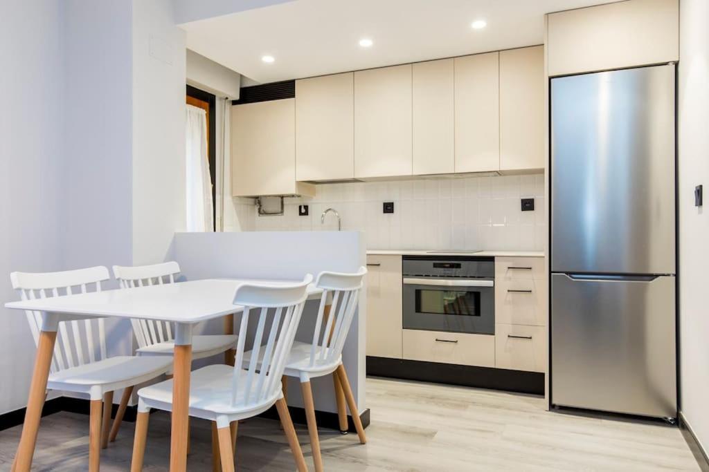 Castrillo 4 Apartamento Acogedor Zaragoza Exteriör bild