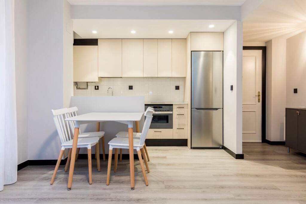 Castrillo 4 Apartamento Acogedor Zaragoza Exteriör bild