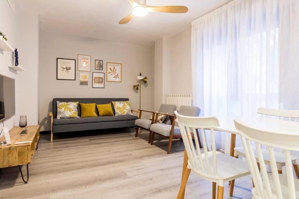 Castrillo 4 Apartamento Acogedor Zaragoza Exteriör bild